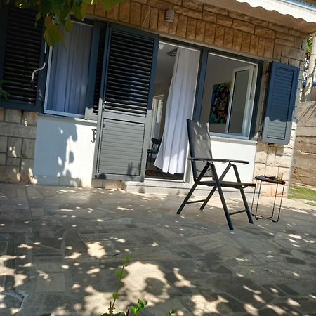 Apartments Viktorija พูลา ภายนอก รูปภาพ