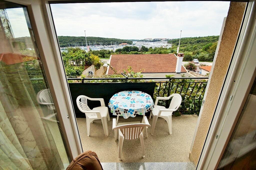 Apartments Viktorija พูลา ภายนอก รูปภาพ